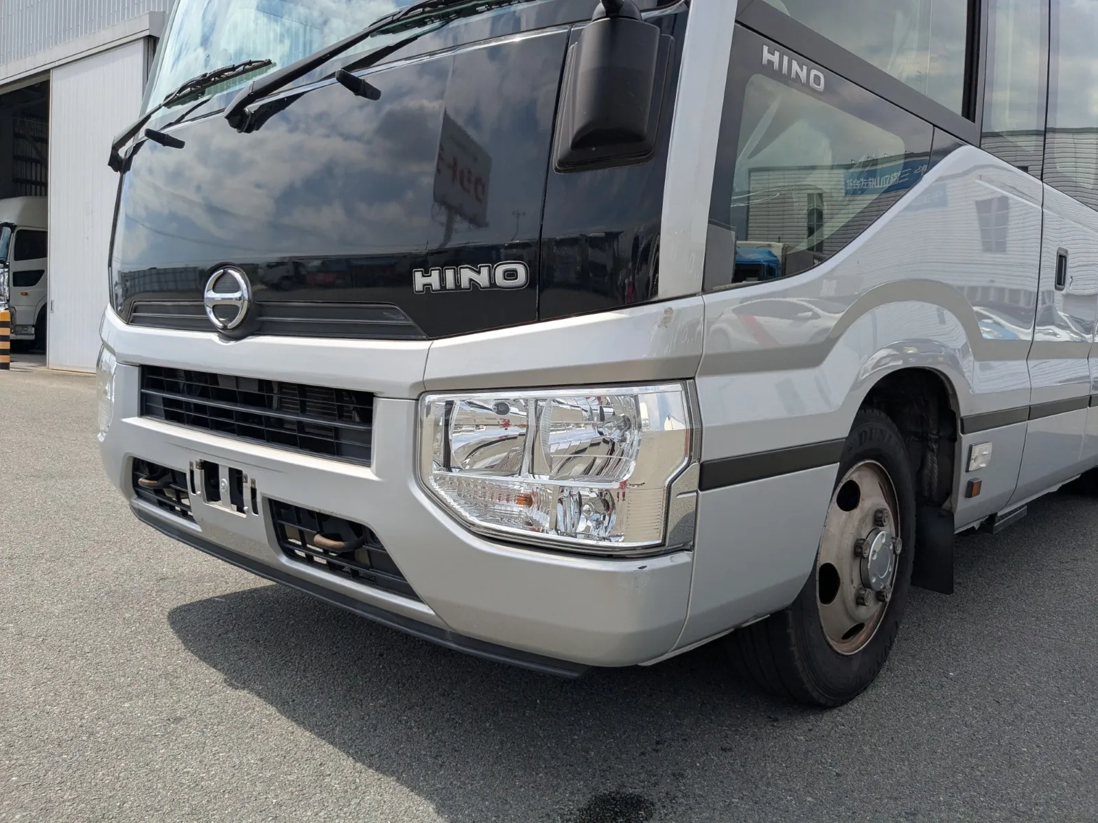 vehicle_image_20260616162421SJ1s0HMd8h.webp