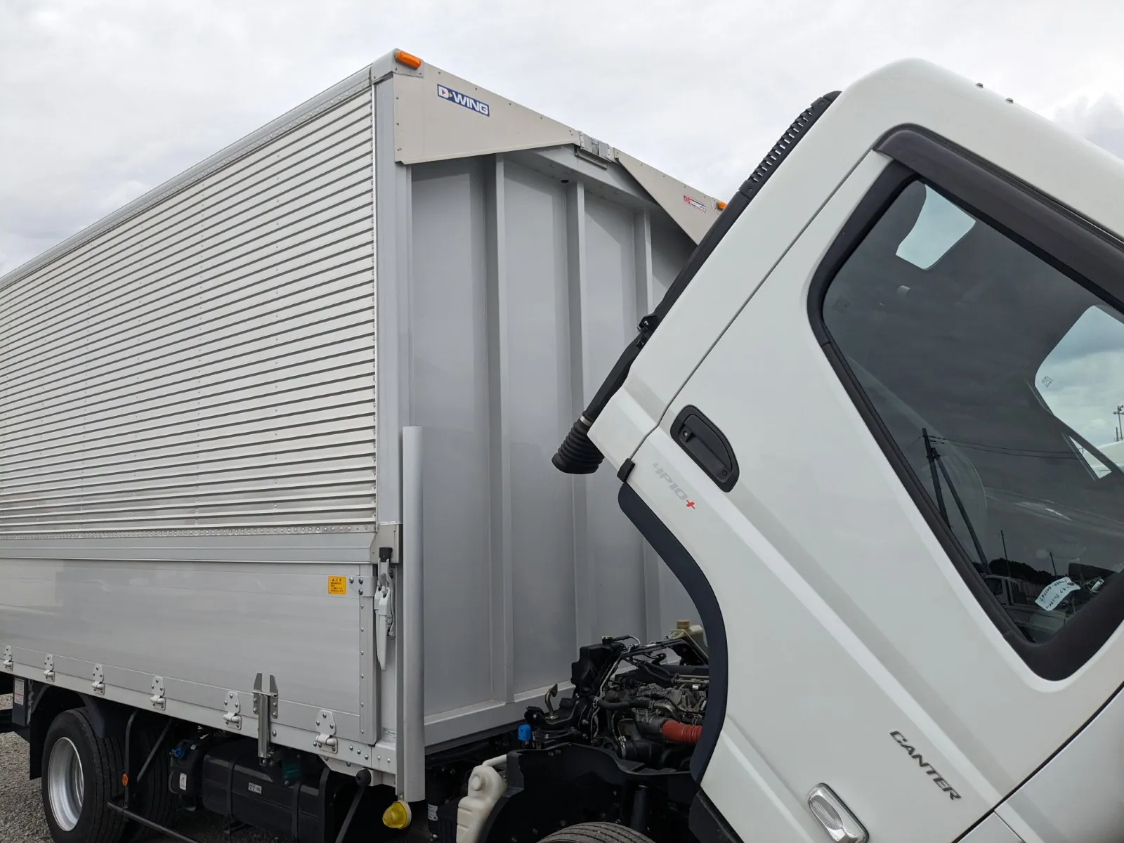vehicle_image_20260708114320kVj7N60GkB.webp