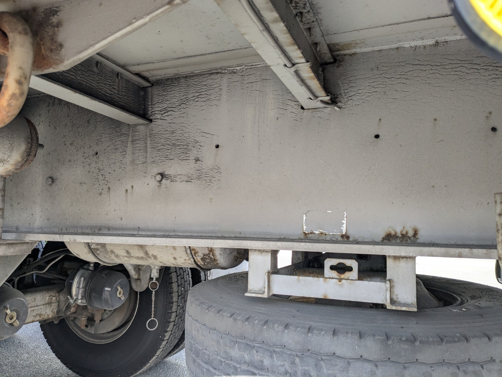 vehicle_image_20251209085733FymOxy41x6.jpg
