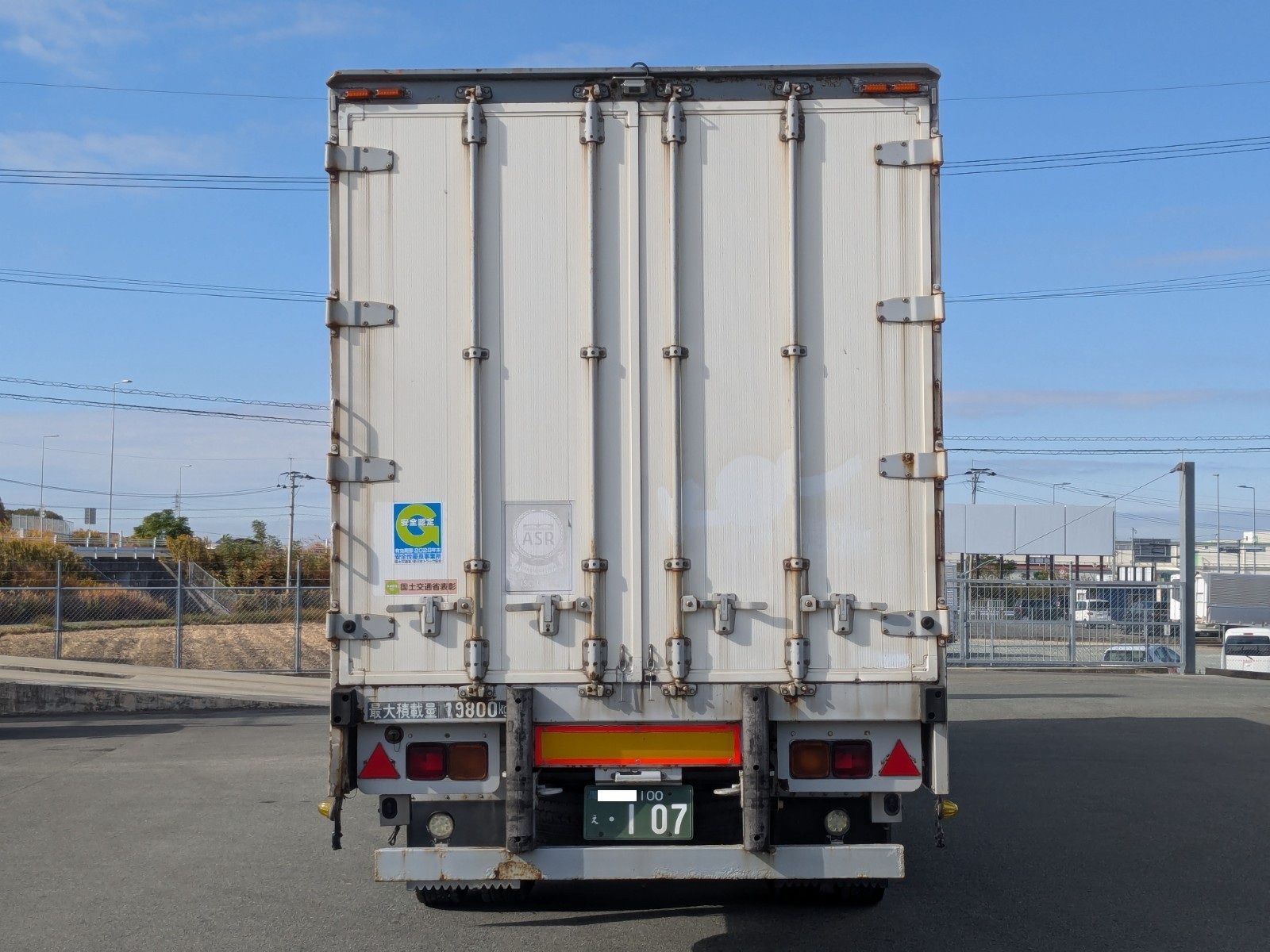 vehicle_image_20251209085733wmd62hPDw8.jpg