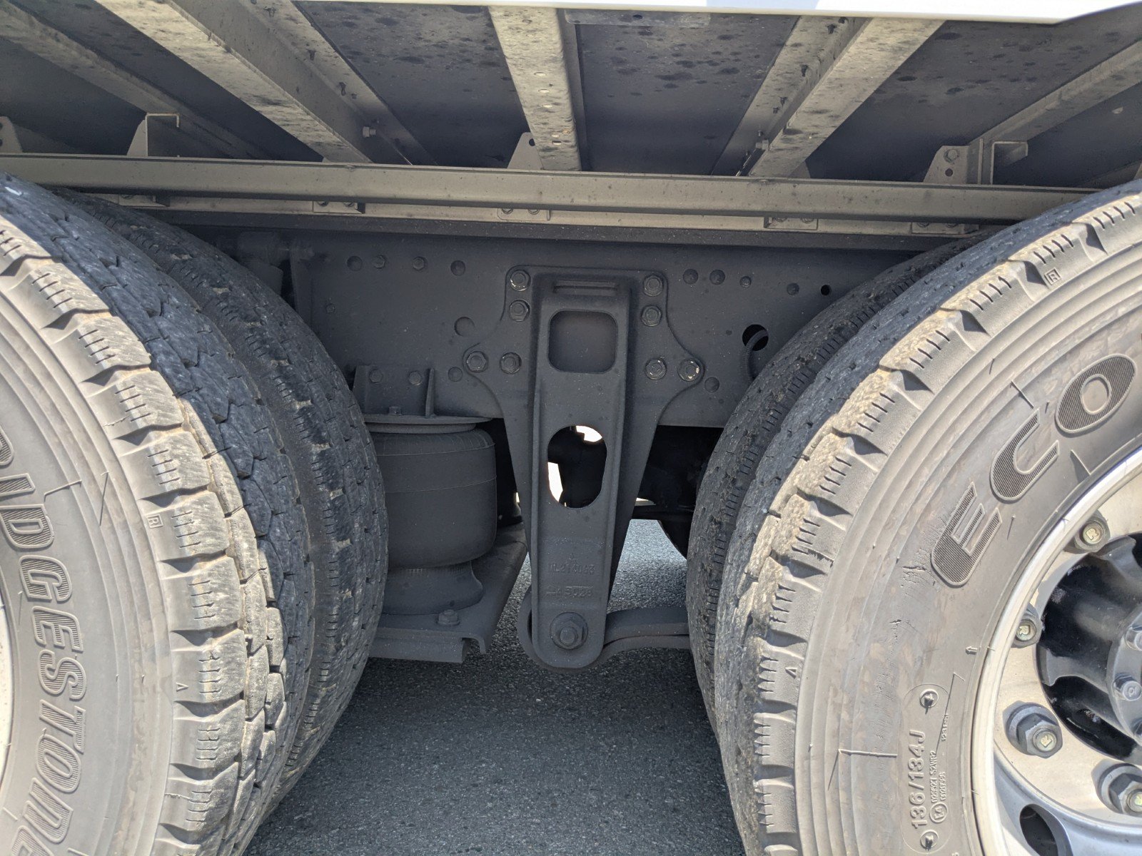 vehicle_image_20260615105900kxzQreI703.jpg