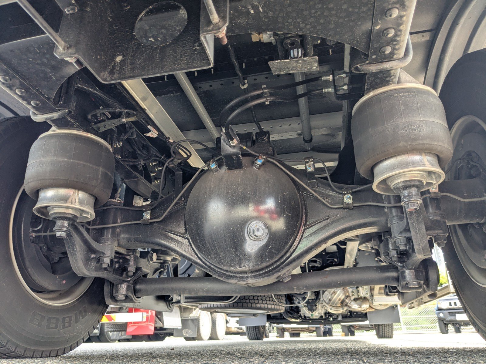 vehicle_image_20260511113353JamQcuSOnM.jpg