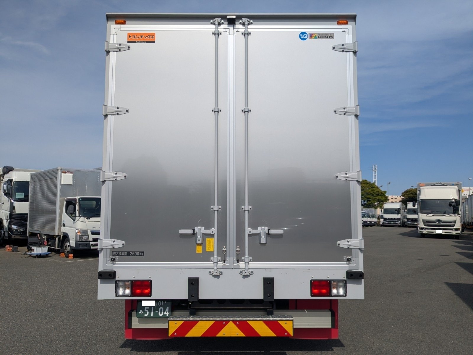 vehicle_image_20260511113353MwE5ZD8ZaC.jpg