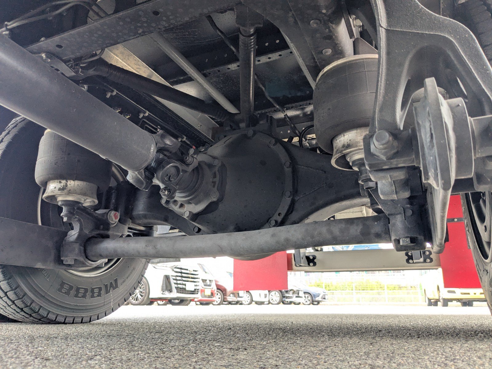 vehicle_image_20260601100122SBAhDwcmWX.jpg