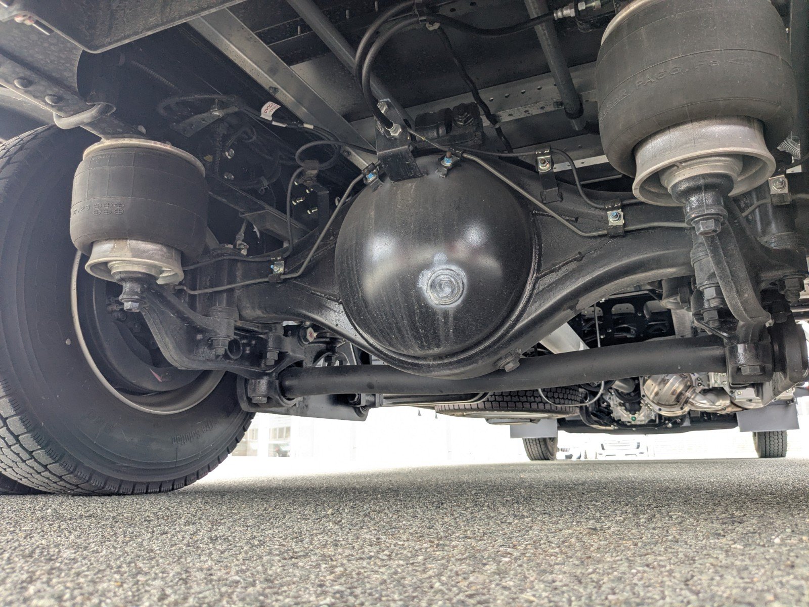 vehicle_image_20260601100122UuxBoFd33I.jpg
