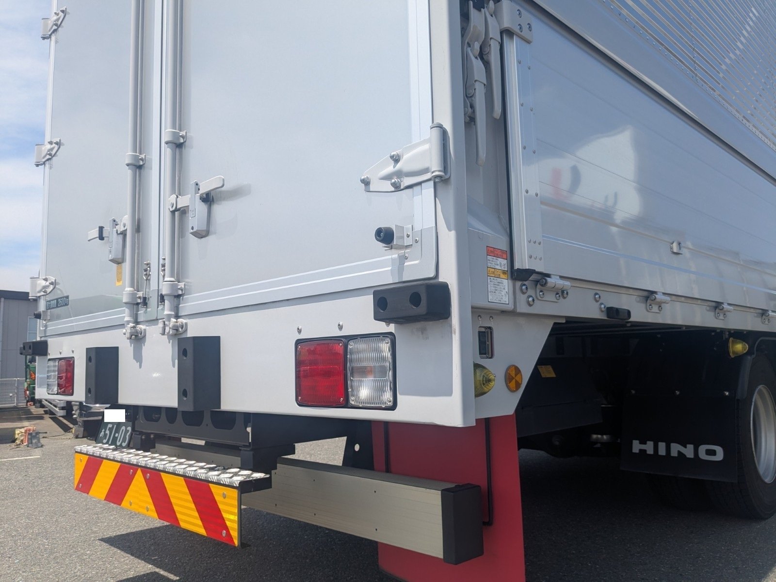 vehicle_image_20260513141254DGWcw3bfNP.jpg
