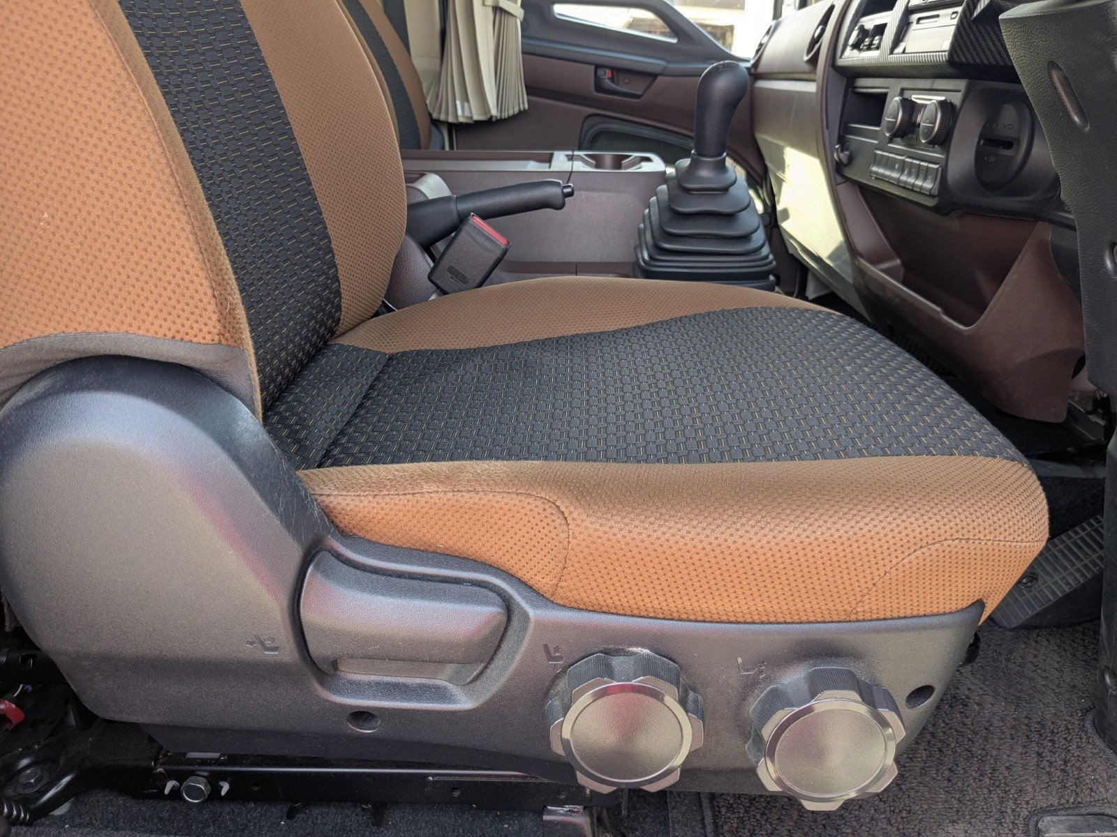 vehicle_image_20260513141254GenMK7Y68Y.jpg