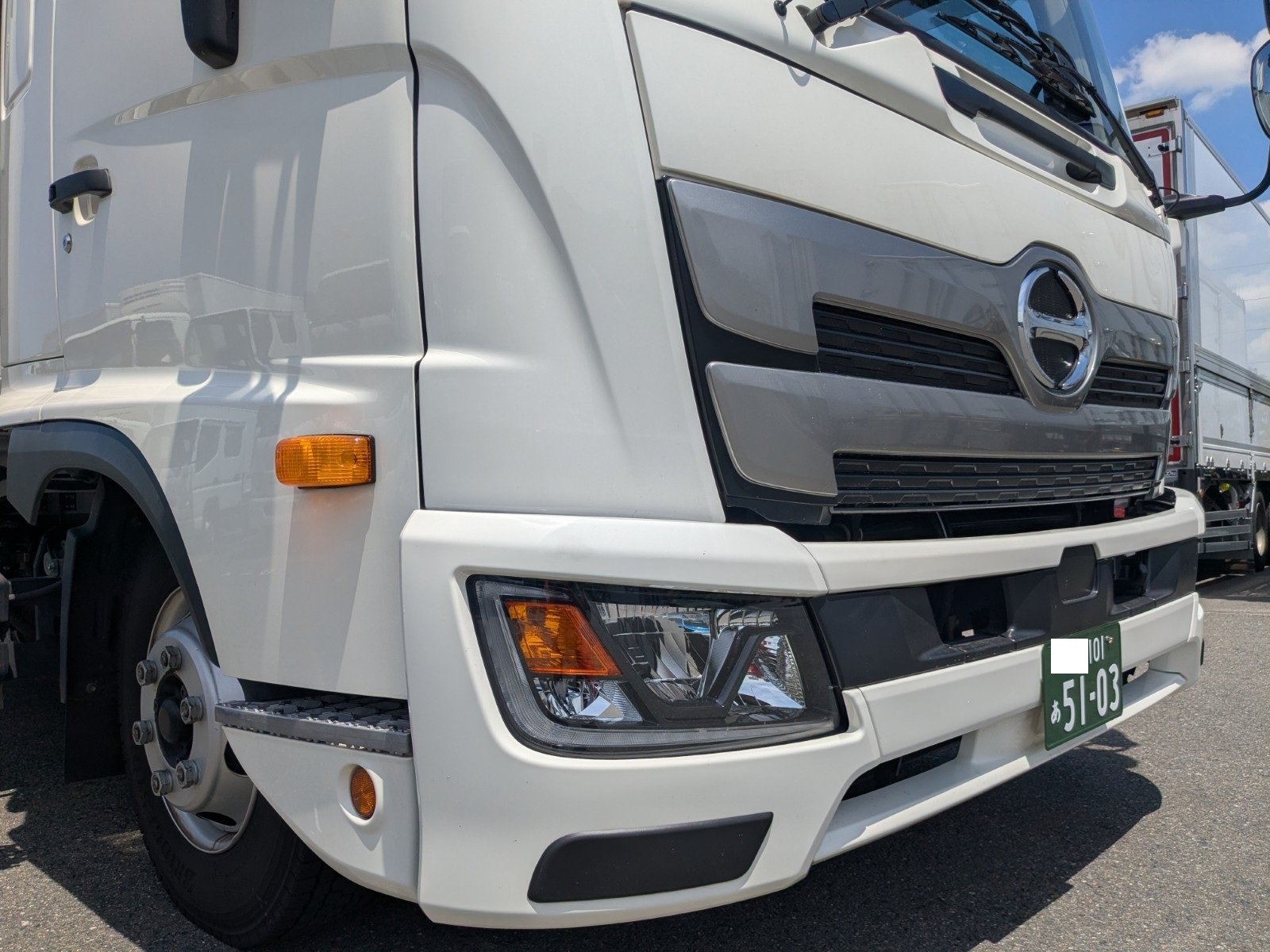 vehicle_image_20260513141254k6kZ3NFra5.jpg