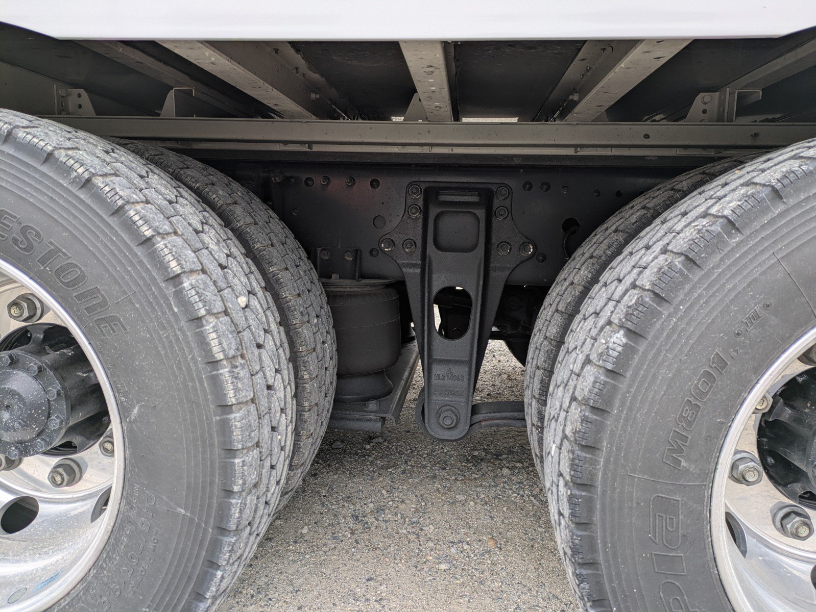 vehicle_image_20260409153225EhSsXNX0BT.jpg