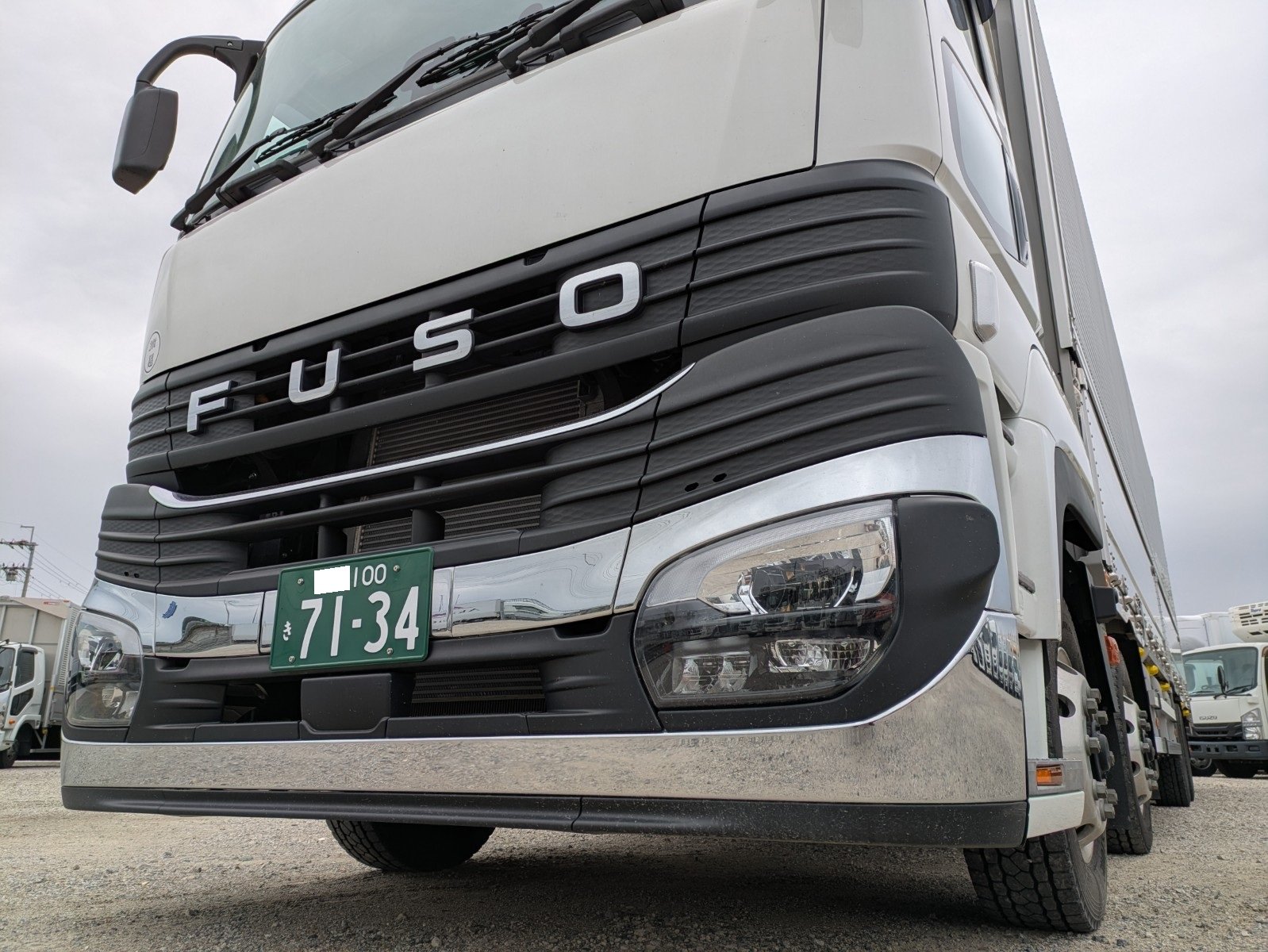 vehicle_image_20260409153225Y4v2YJqYda.jpg