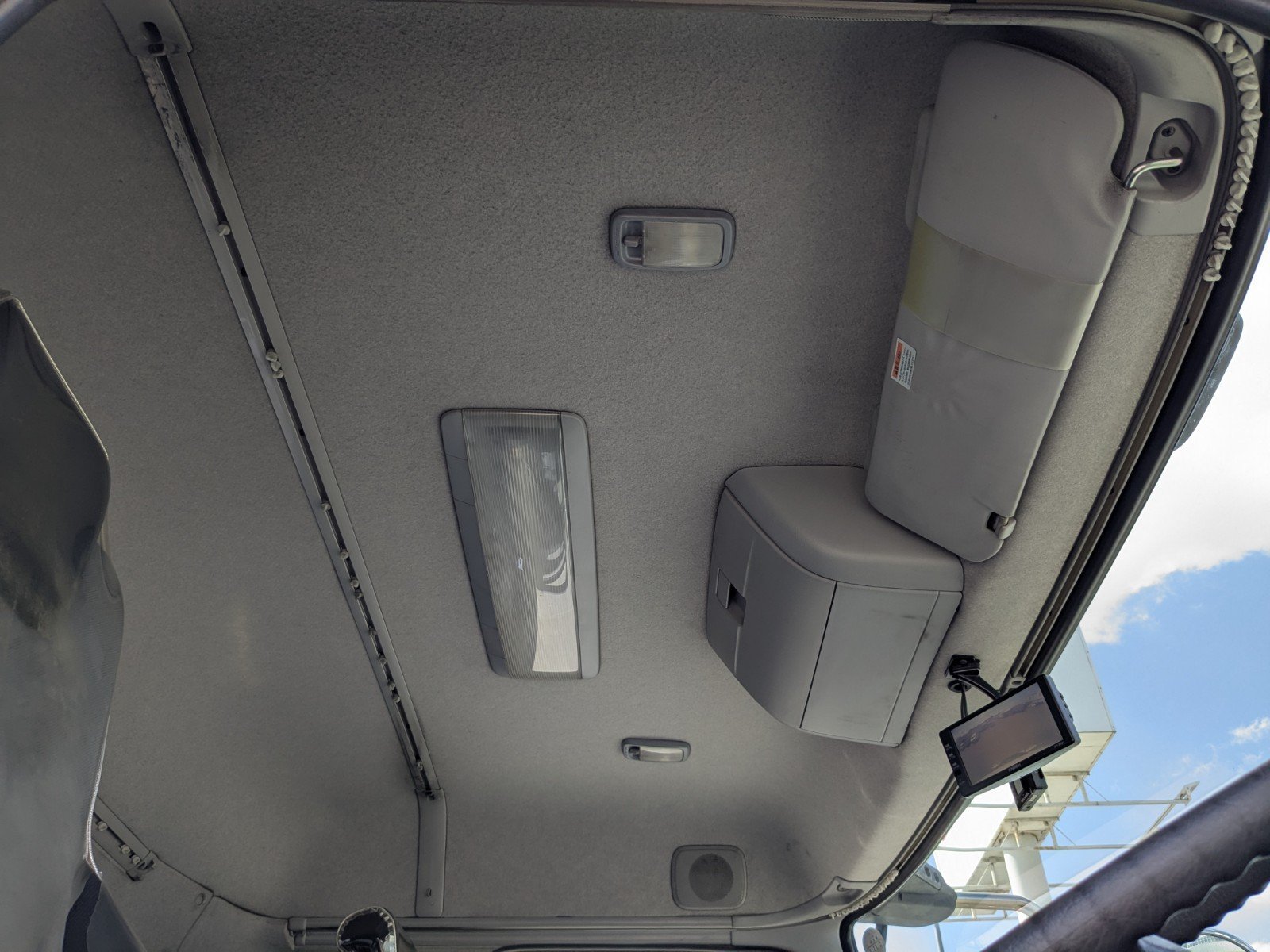 vehicle_image_20260417085716yot20HUc6N.jpg