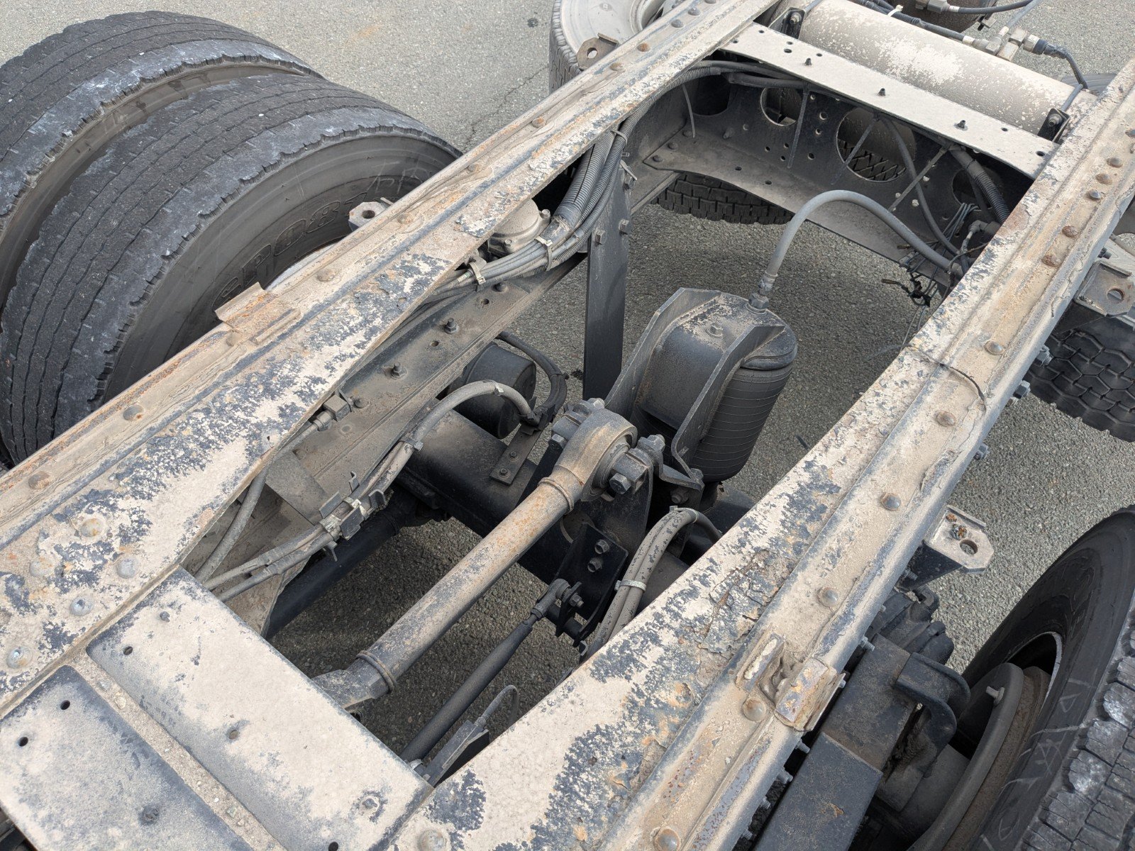 vehicle_image_202601210910059R8oLdIx3i.jpg