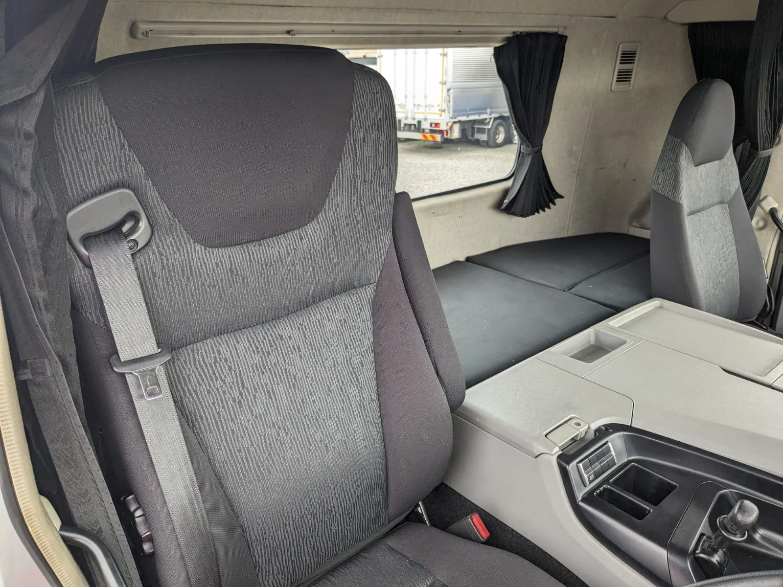vehicle_image_202607081135153F4maEsByV.webp