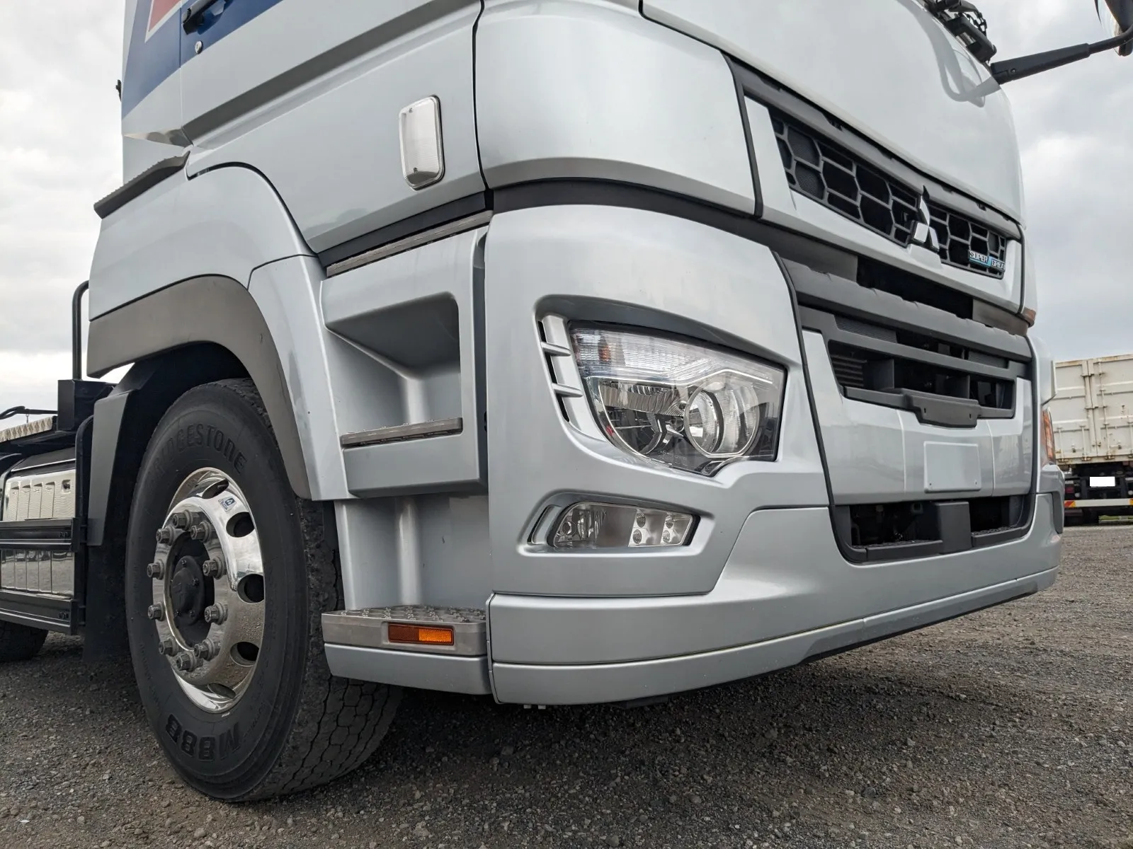 vehicle_image_20260708113519K9cSuHWP21.webp