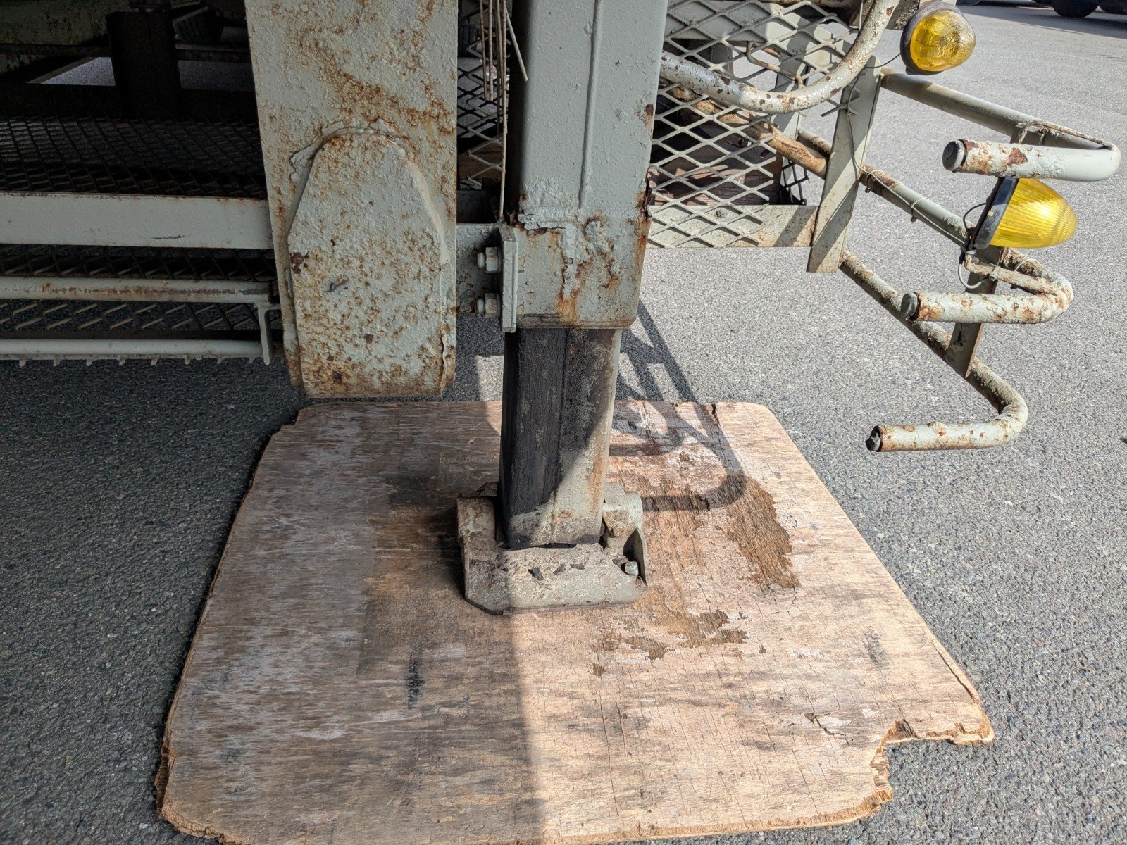 vehicle_image_20260427110005RcTW4EFiSx.jpg
