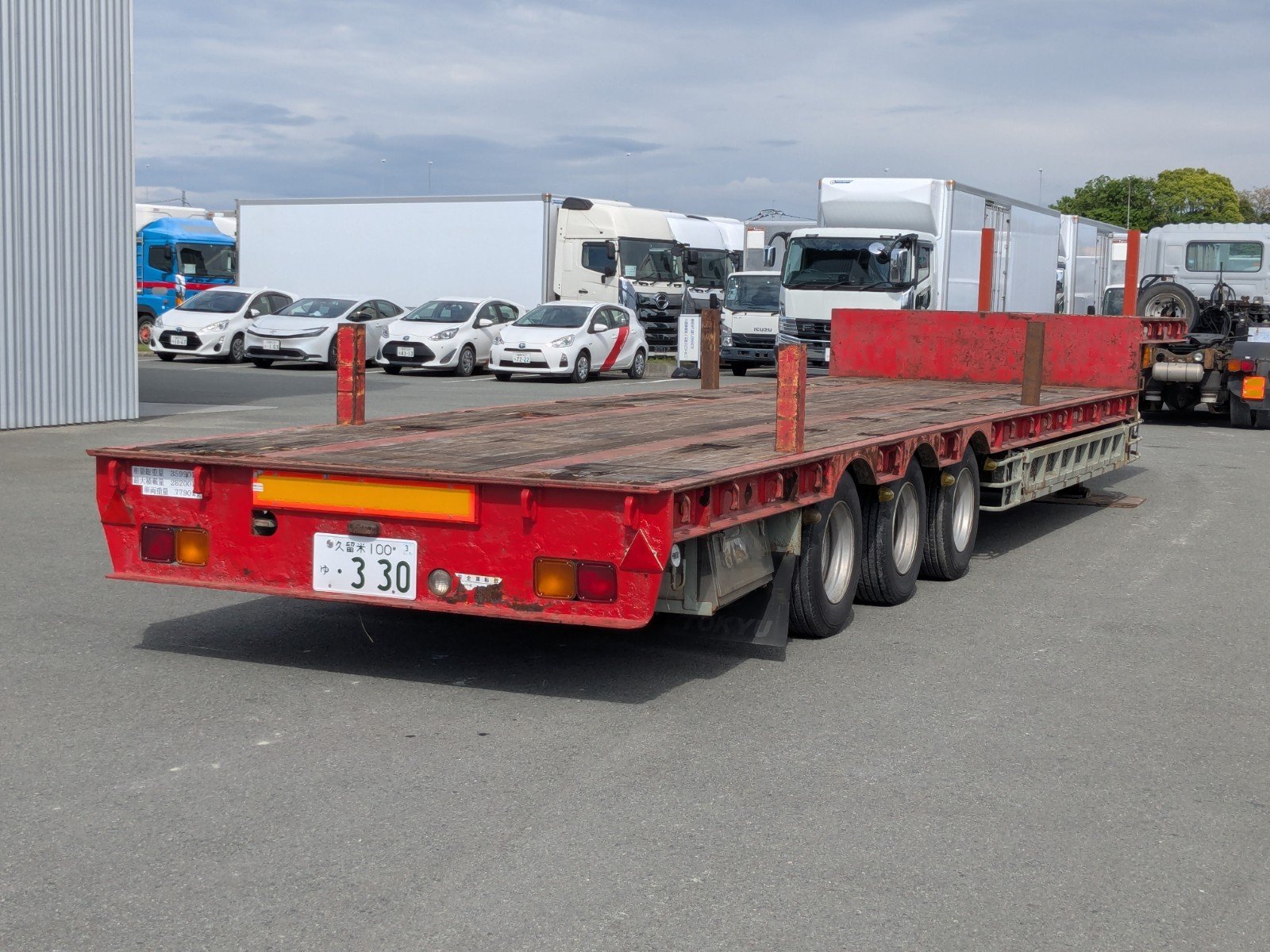 vehicle_image_20260427110005pj46r4fC3g.jpg