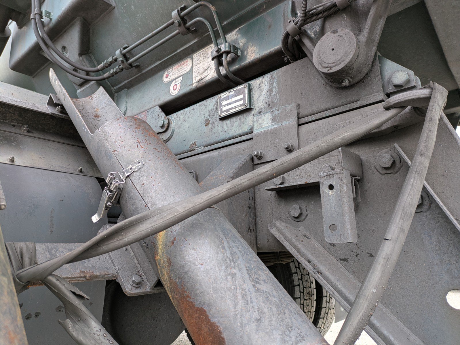 vehicle_image_20260108090451ZsI6uFpNBV.jpg