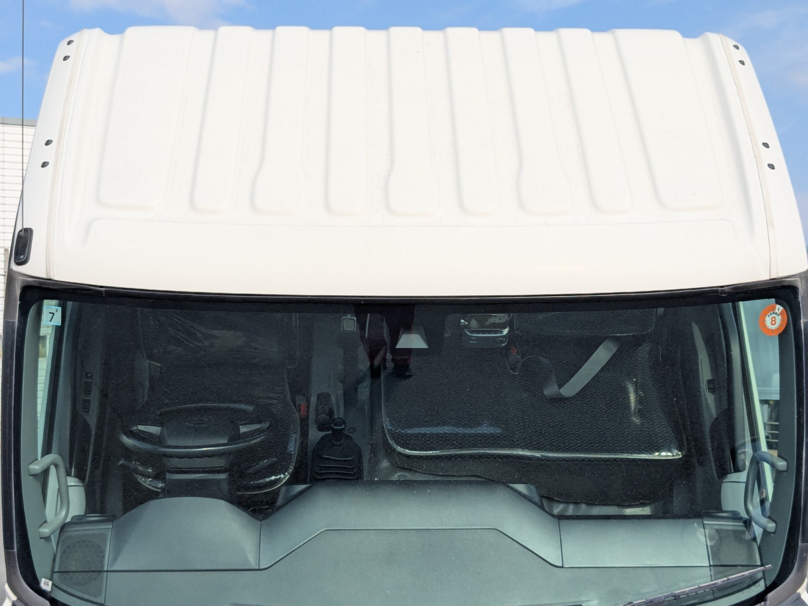 vehicle_image_202512170953145iEVwimGzP.jpg