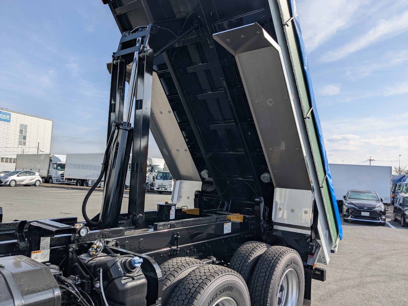 vehicle_image_20260129093915sNTJ5sYPvg.jpg