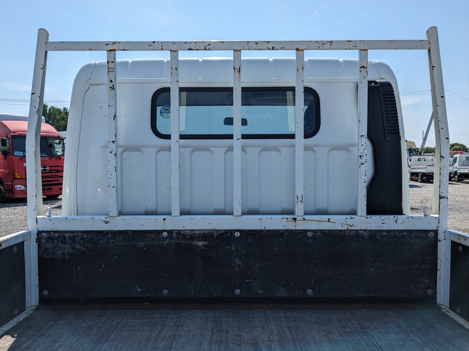 vehicle_image_20260507183741ywOBNHGcRo.jpg