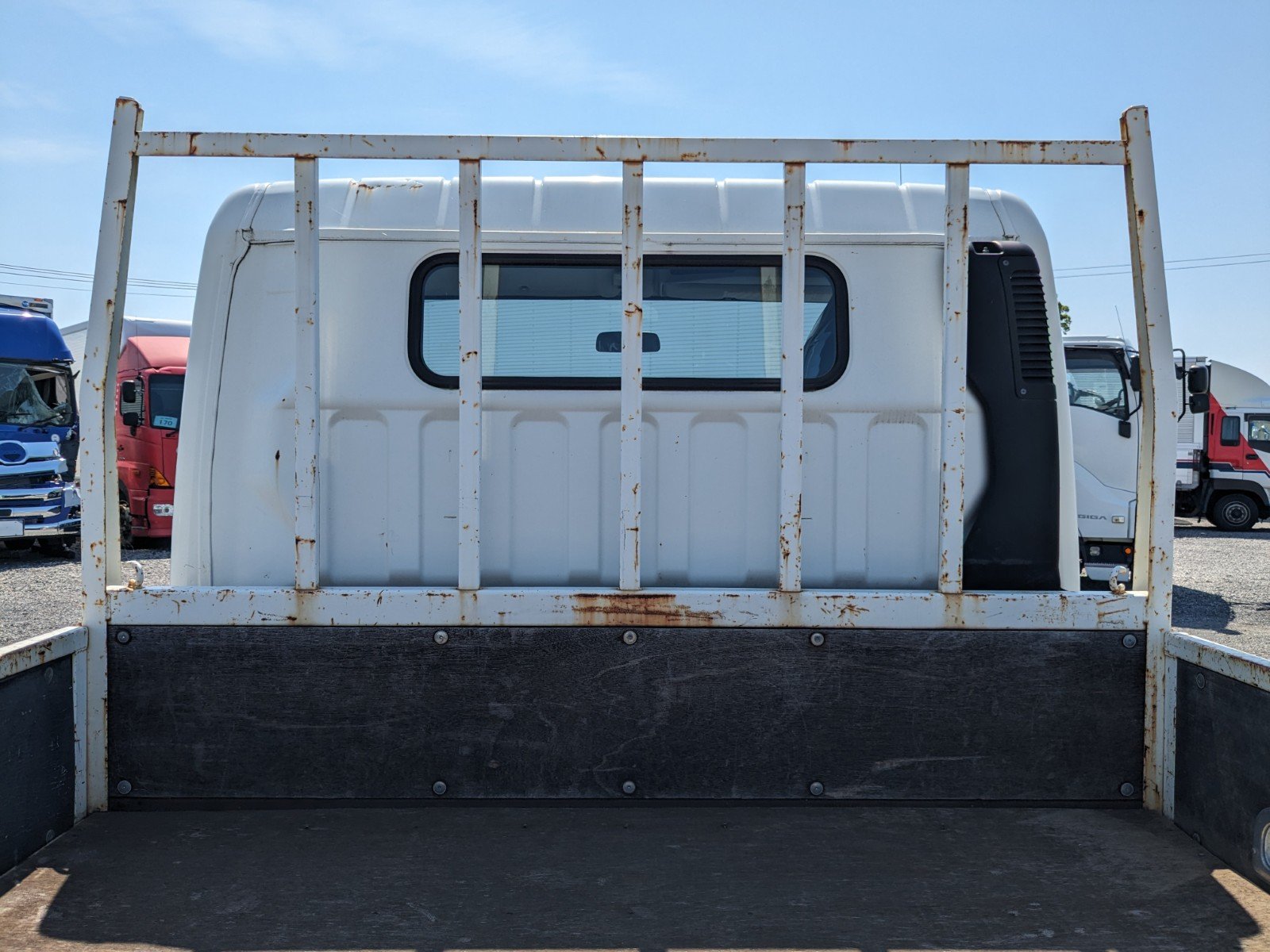 vehicle_image_20260507183124B3viutEZrD.jpg