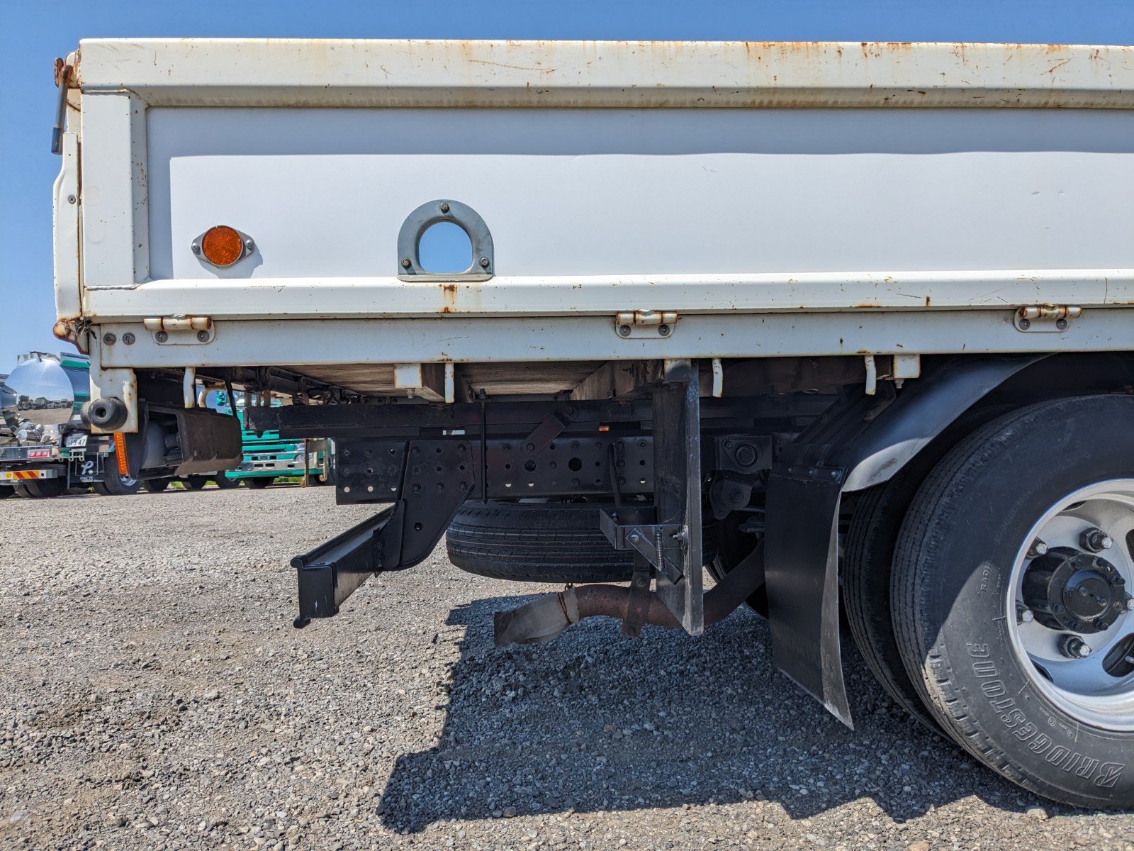 vehicle_image_20260507183124Hq4Y4yjUNl.jpg