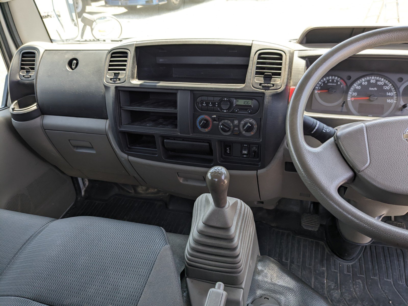 vehicle_image_202605081500219y2xOzvAqJ.jpg