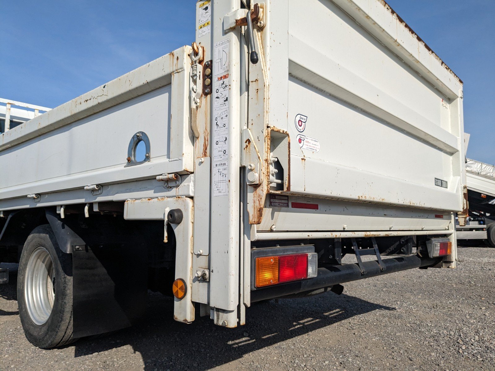 vehicle_image_20260507184709qkgJZRMTW5.jpg