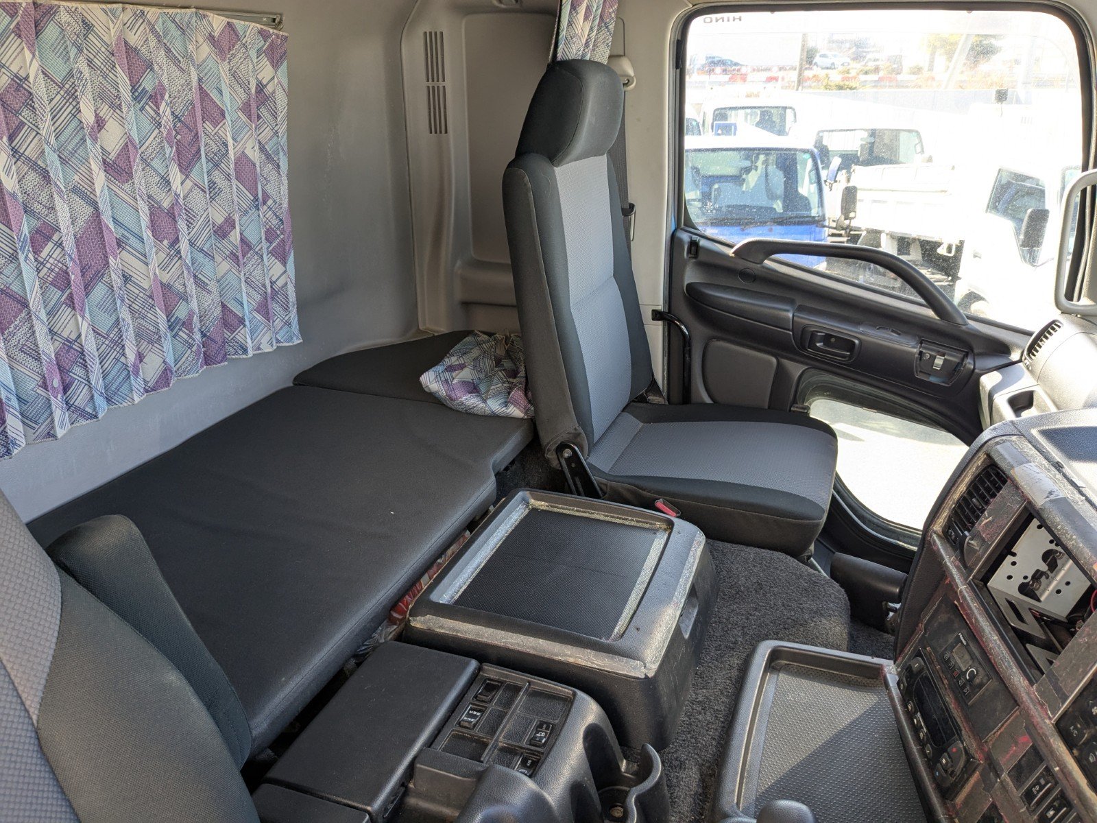 vehicle_image_20260204110001FNle7PRhGB.jpg