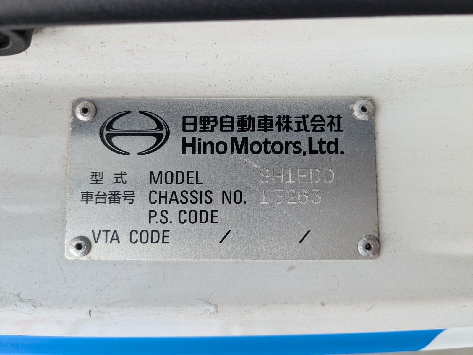 vehicle_image_20260404161200RuG7nhwzSj.jpg