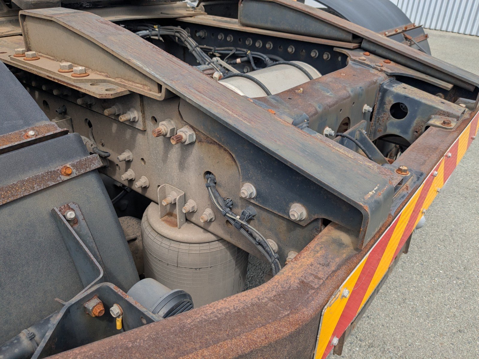 vehicle_image_20260404161200TmpTYealet.jpg
