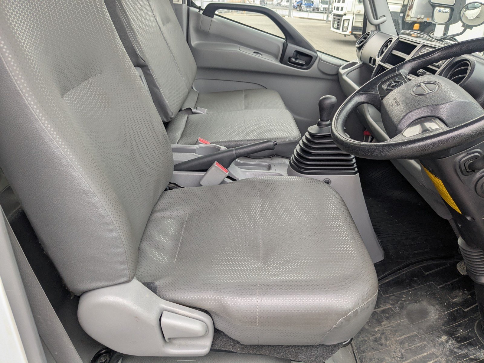 vehicle_image_20260206165910kjVgfqHmv3.jpg