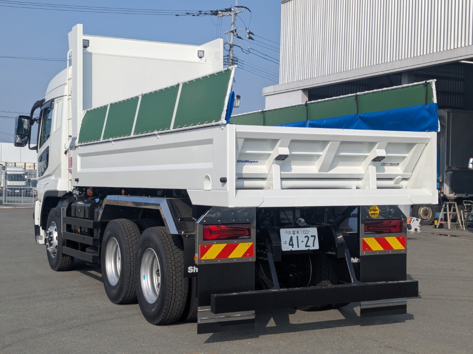 vehicle_image_20260216081809KV34UboGxl.jpg