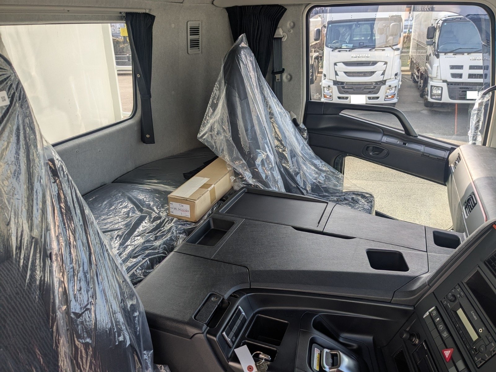 vehicle_image_20260216081835sjJveWdyyg.jpg