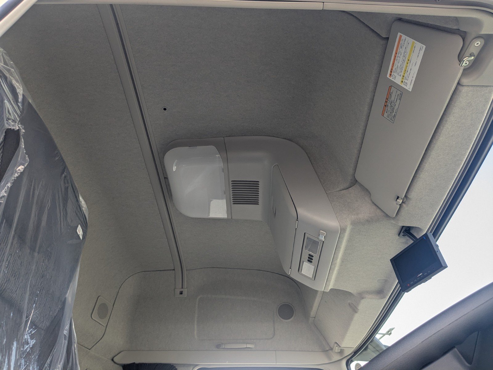vehicle_image_20260216081835zs48hisOiP.jpg