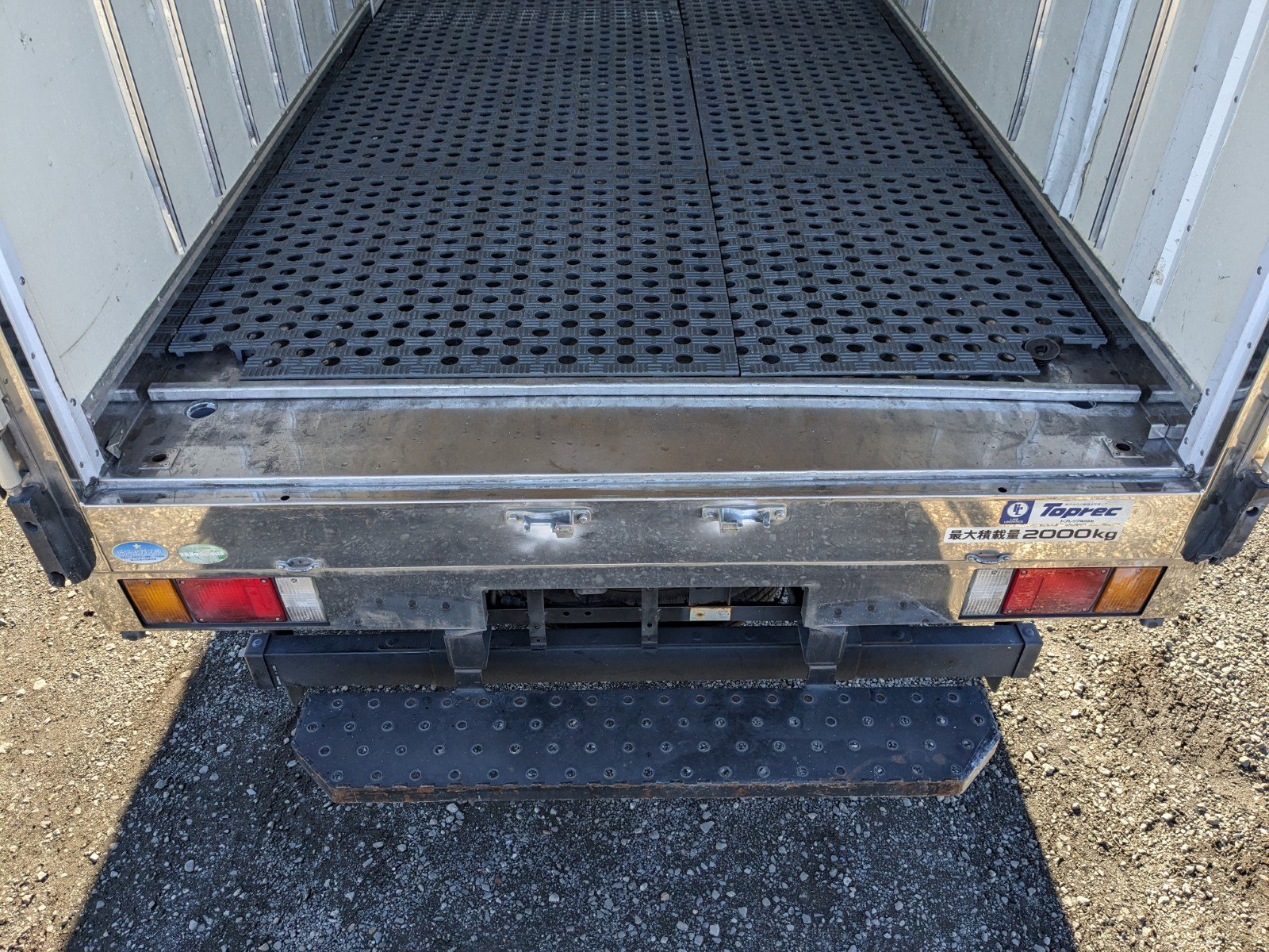 vehicle_image_202512261512179DbWWJBC1n.jpg