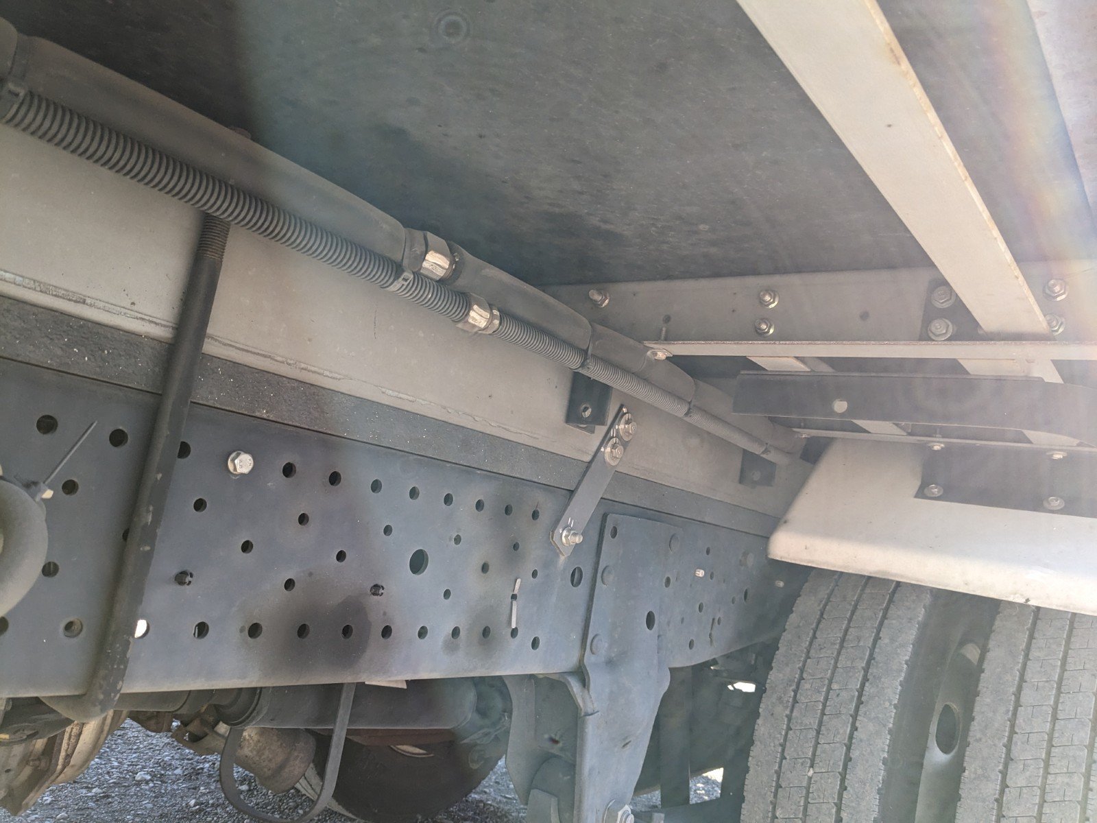 vehicle_image_20251226151217UpH2hu4OPk.jpg