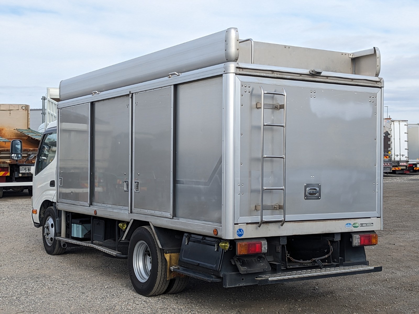 vehicle_image_20251224100019Taxj0iFoc7.jpg