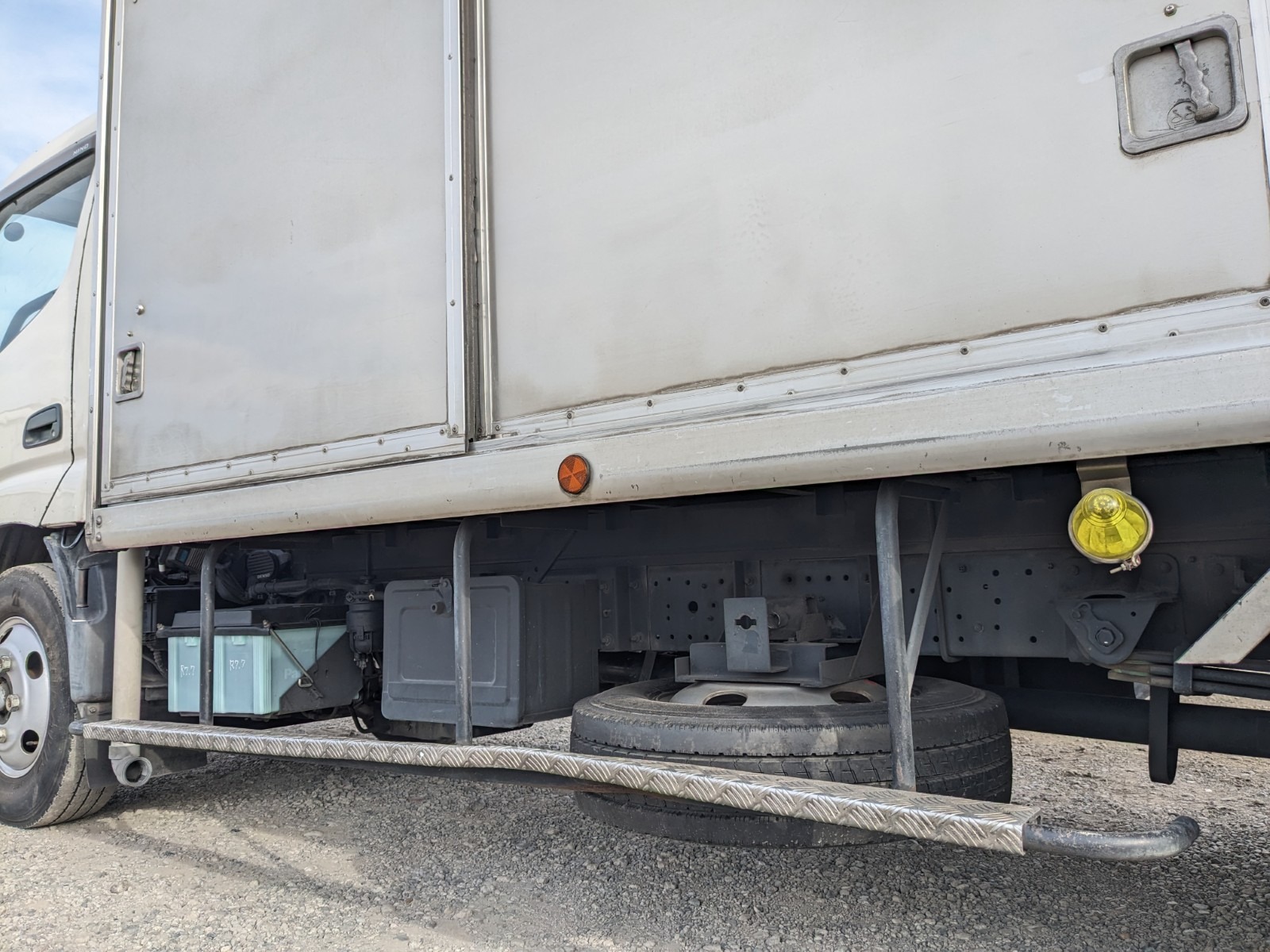 vehicle_image_20251224100019qetzCqfZOO.jpg