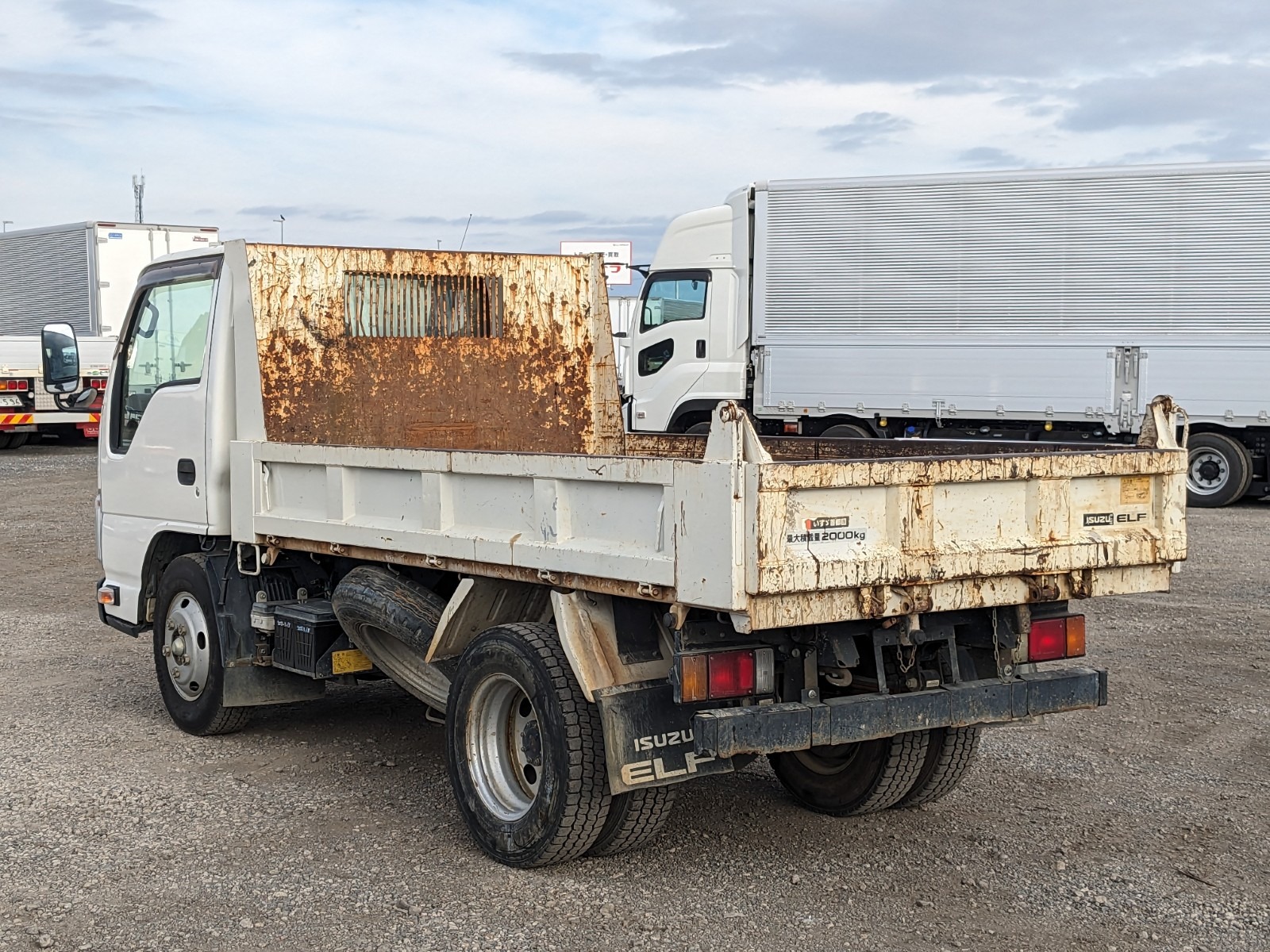 vehicle_image_20251224101147Jg7R2NzVxj.jpg