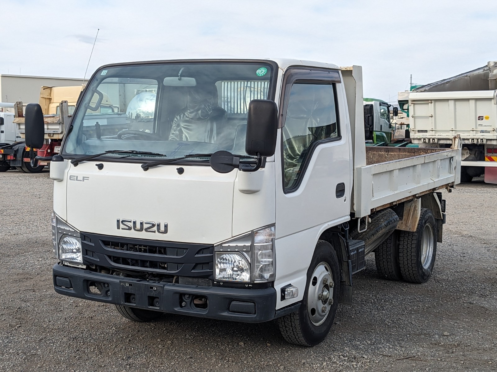 vehicle_image_20251224101147PAp2vlU1Xo.jpg