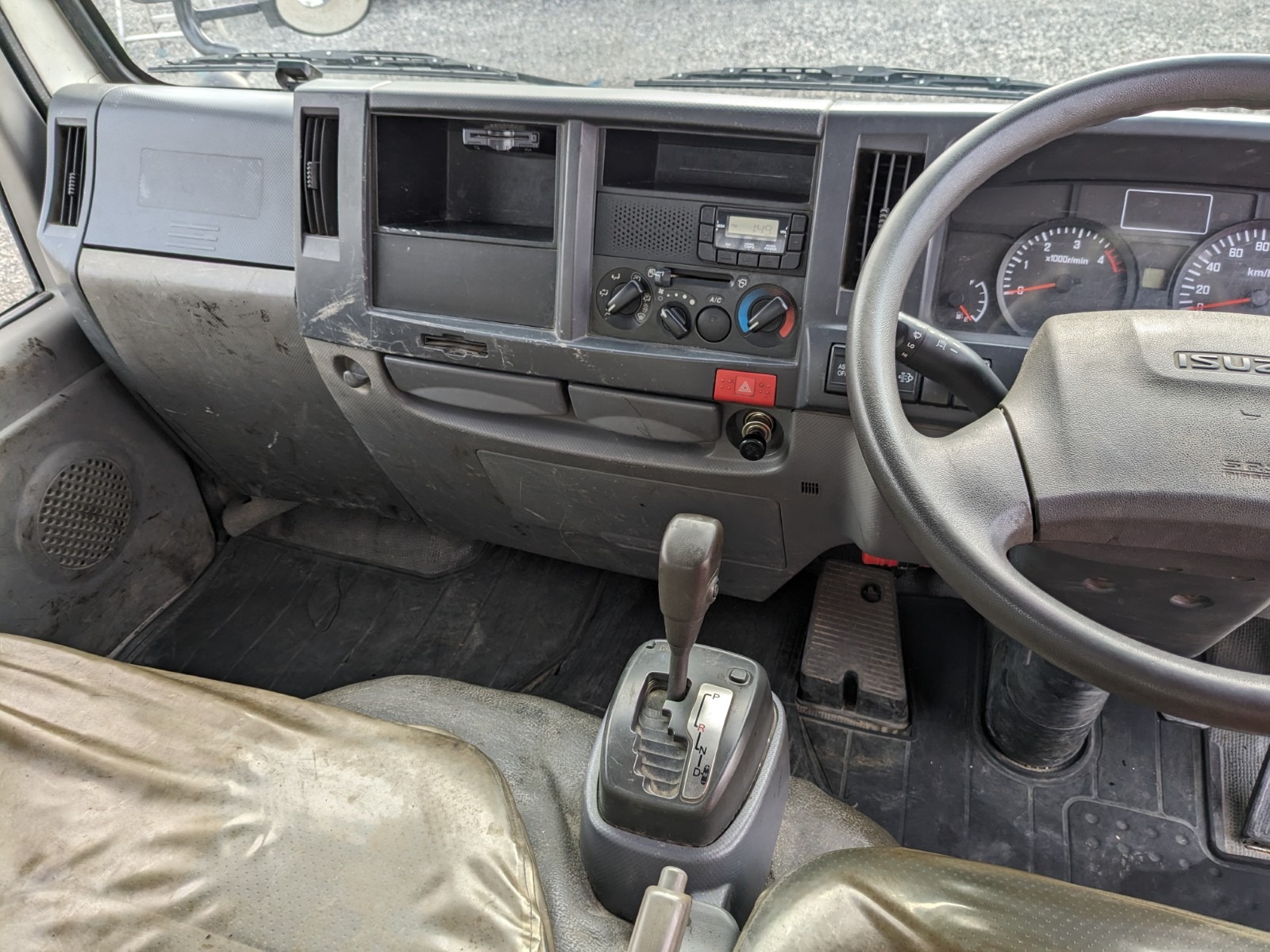 vehicle_image_20251224101147Pp5TrmvI4b.jpg