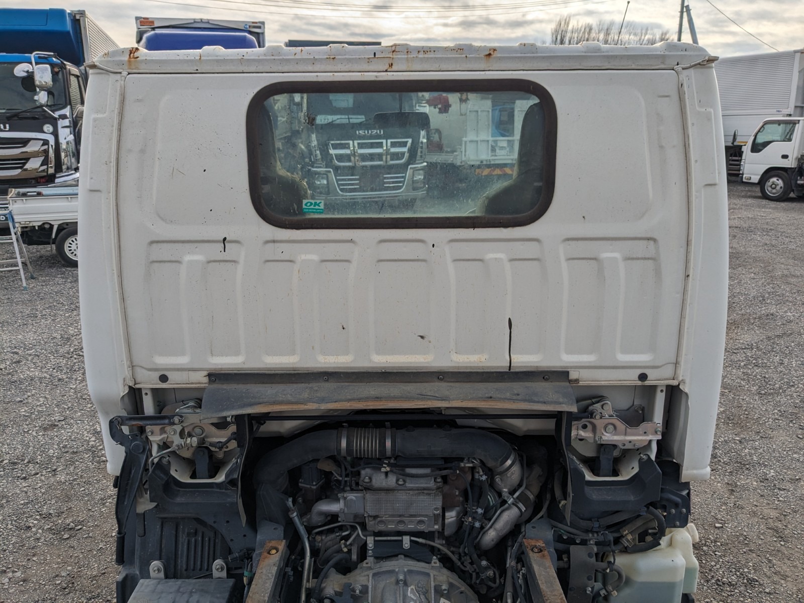 vehicle_image_20251224101147ghqEJbvC5B.jpg