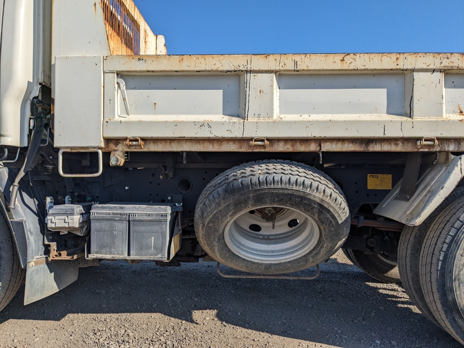vehicle_image_20251222110538ds1D7olqQI.jpg