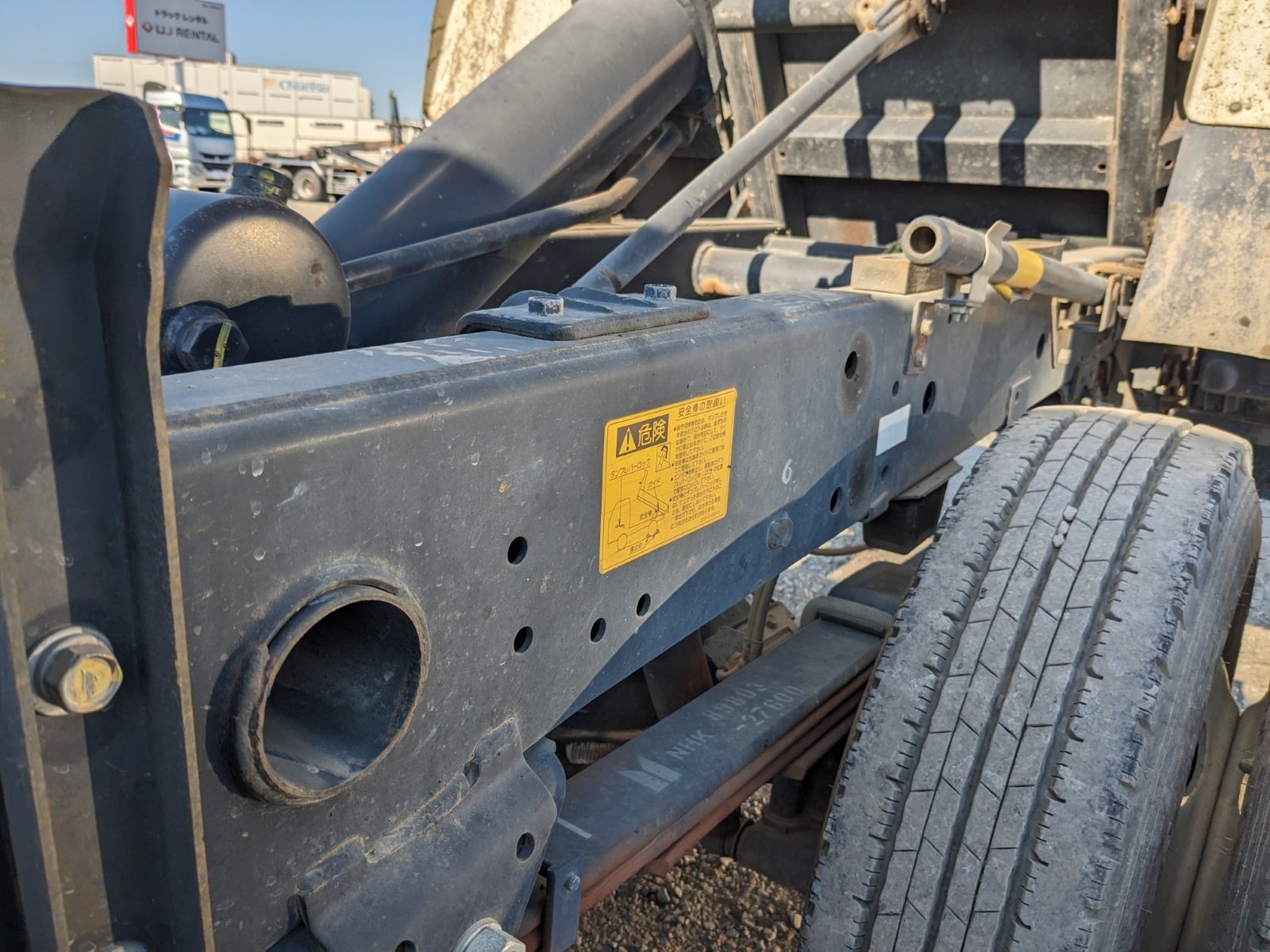 vehicle_image_20251222110538jlQyWiWEPi.jpg