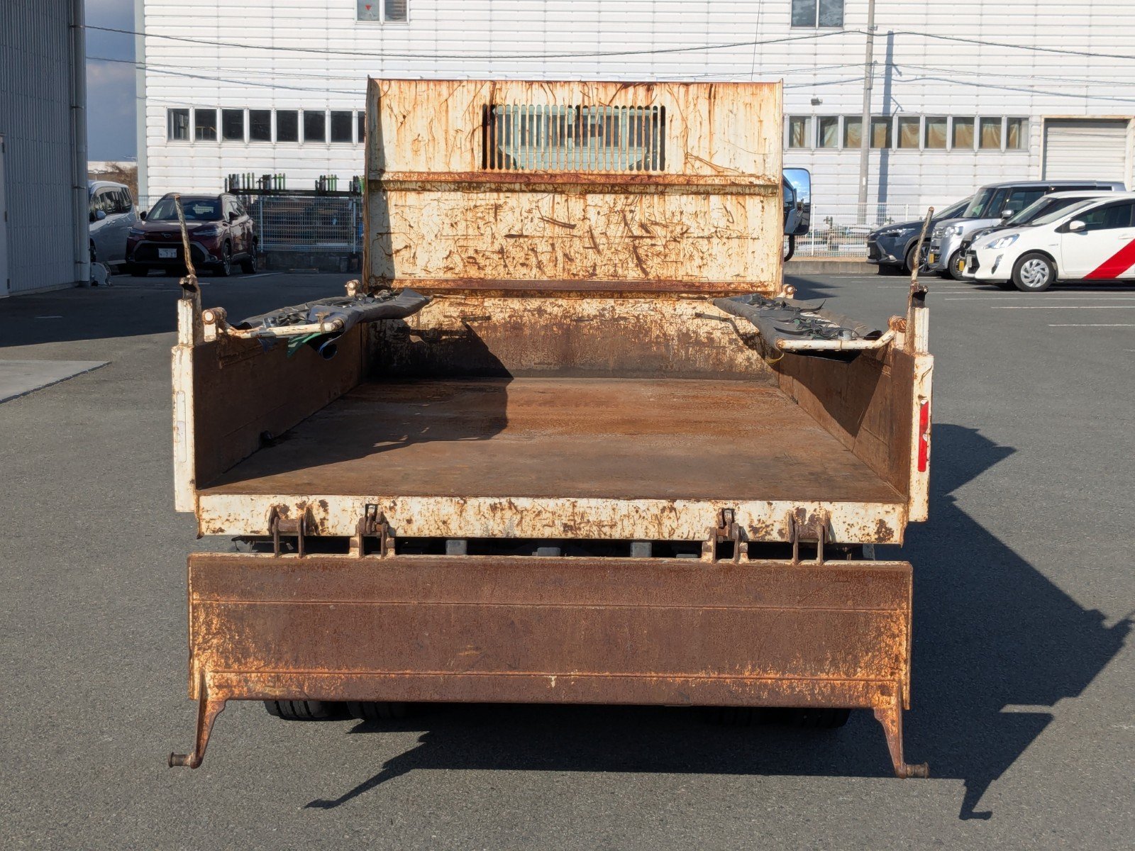 vehicle_image_202601090926164tAz0lvdaT.jpg