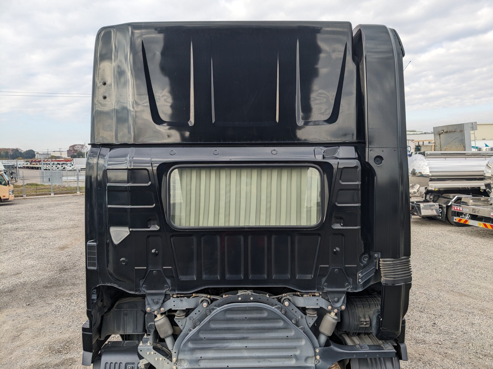 vehicle_image_20251201154246n8HQHVnMxY.jpg