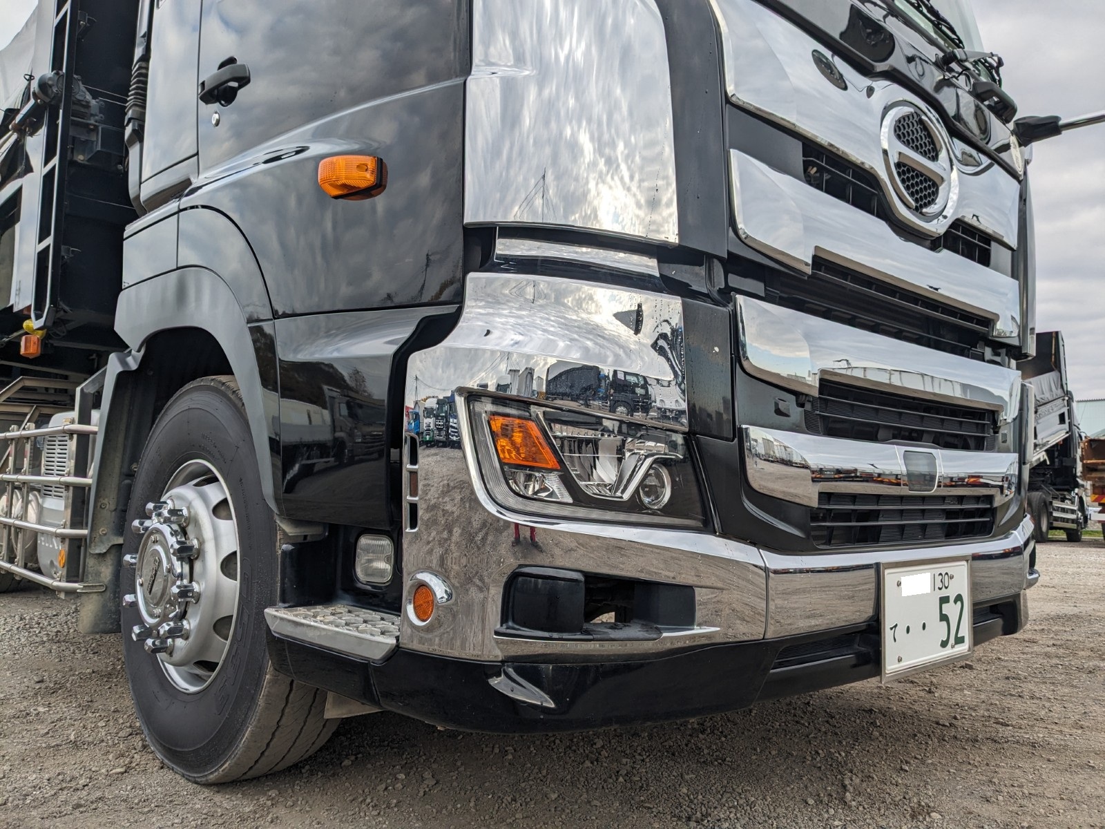 vehicle_image_20251201154247NdSe0dtUox.jpg