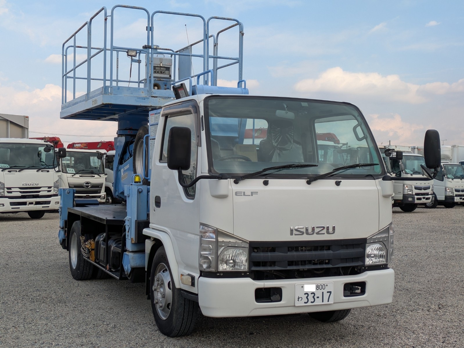 vehicle_image_20251204102418rcLjMEy4yH.jpg