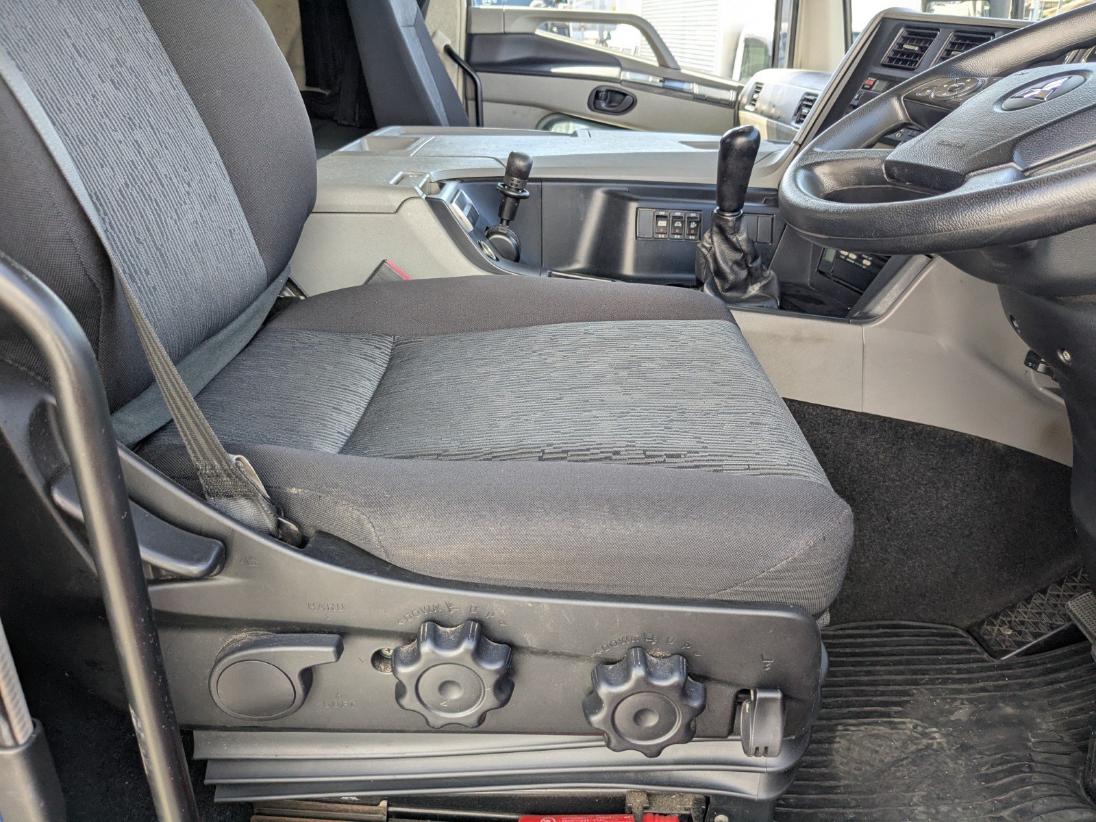 vehicle_image_20260316172920ZDHUmbofHw.jpg